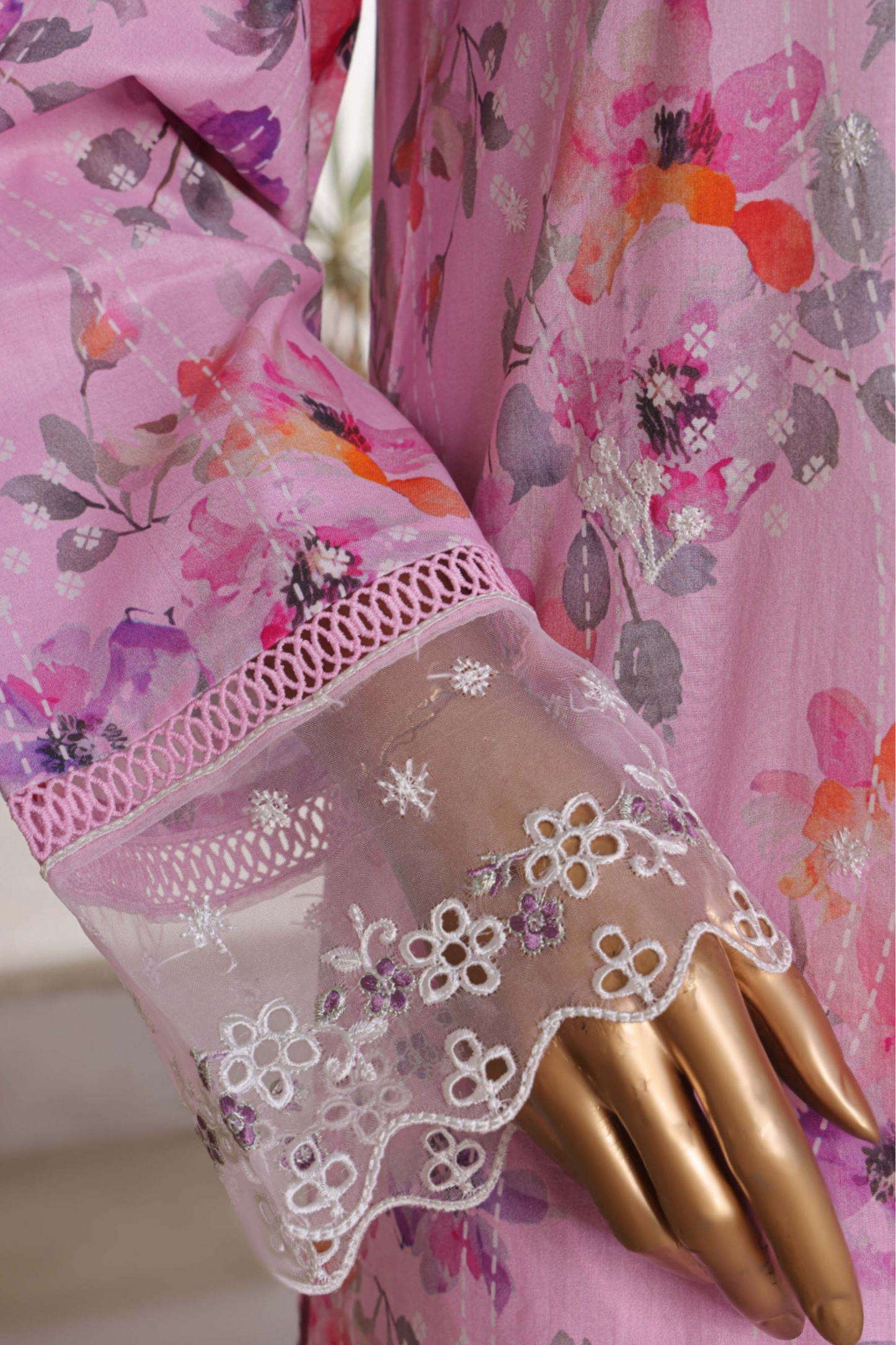 Amyrah Embroidered Festive Collection DA-4
