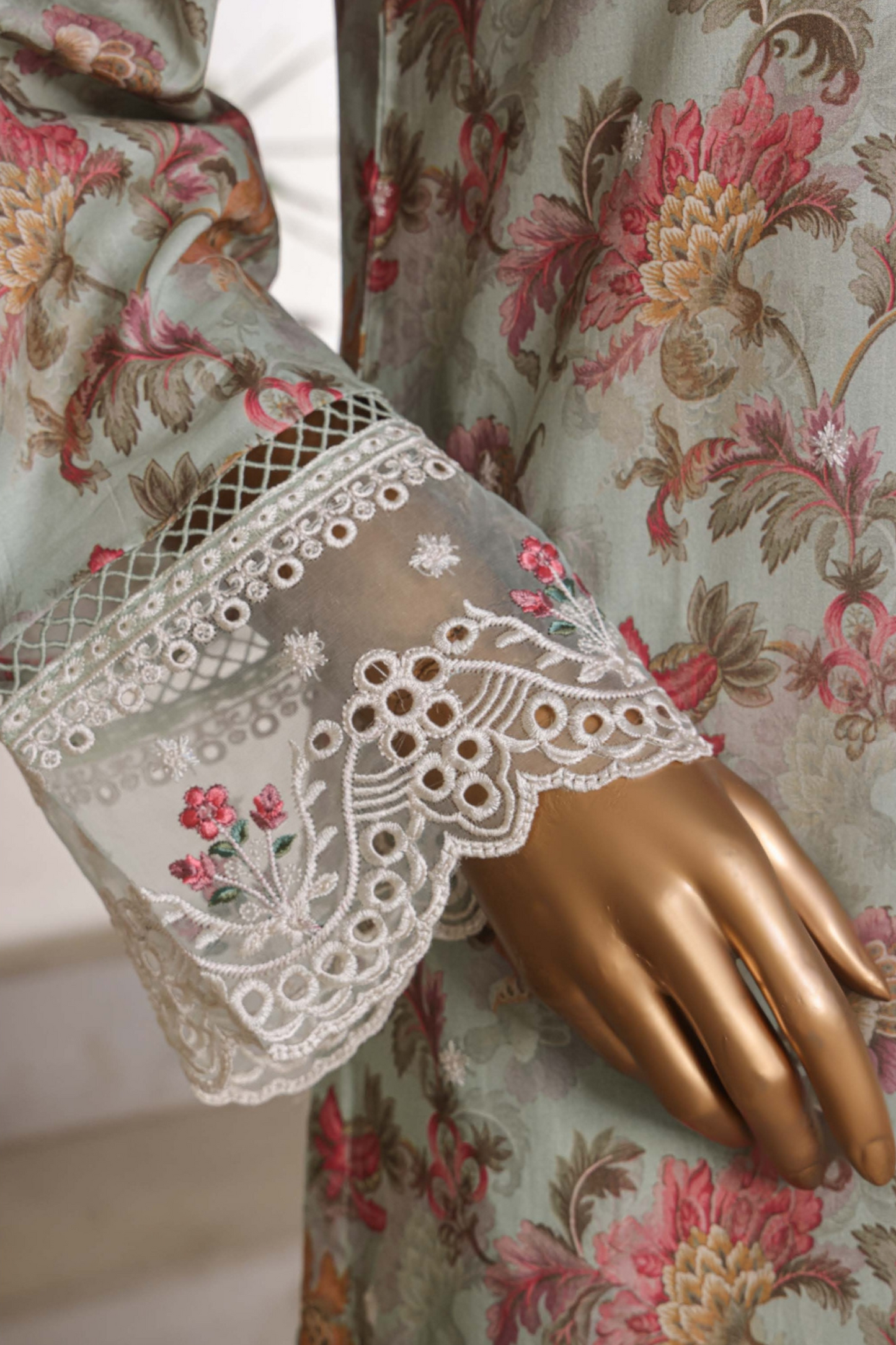Amyrah Embroidered Festive Collection DA-2