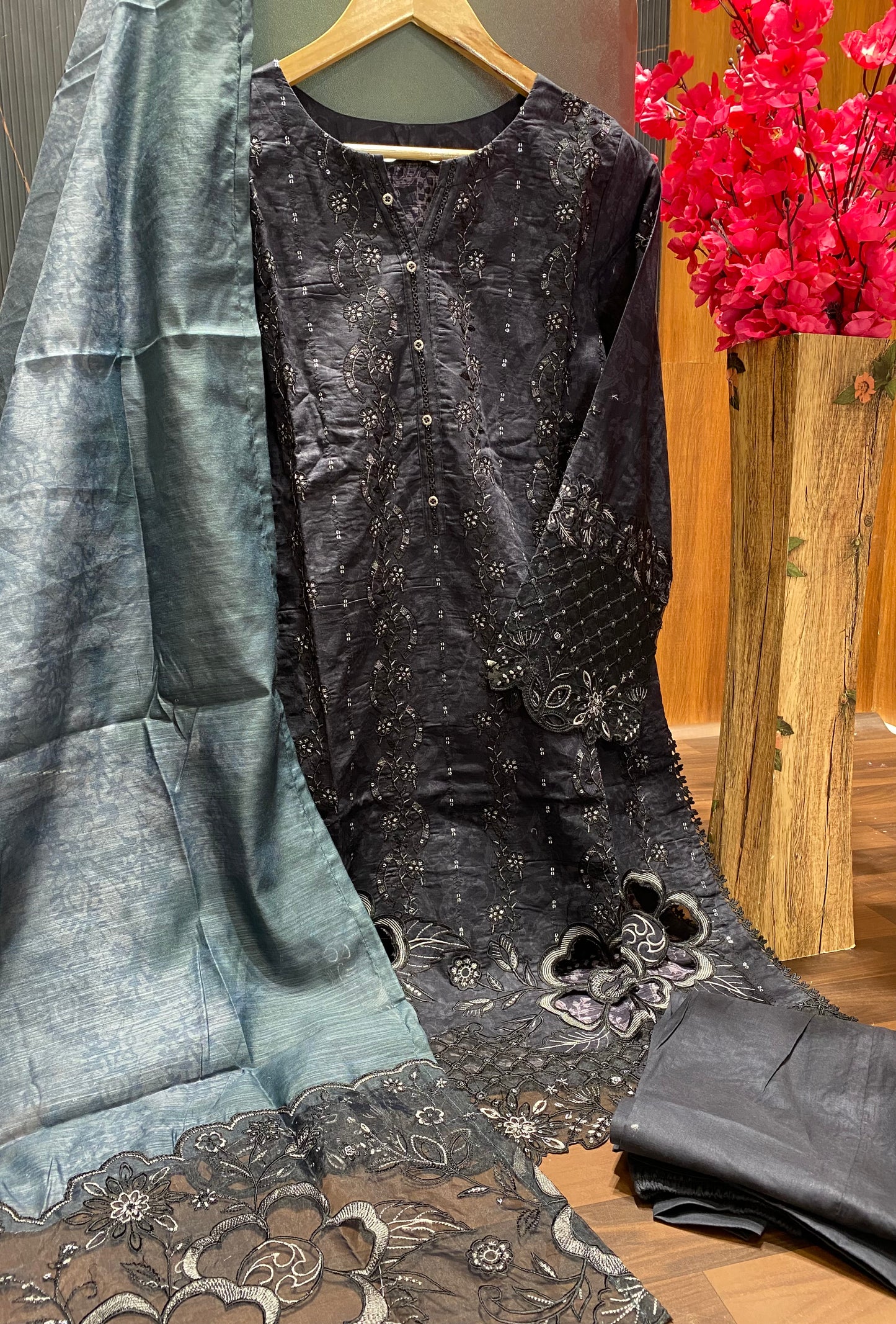 D-3196 - Sarai Vol-2