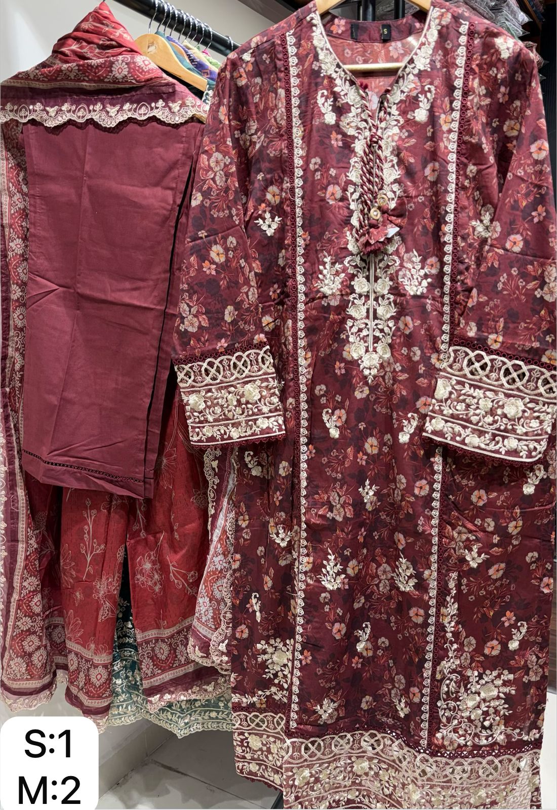 SADABAHAR SIGNATURE EMBROIDERED LAWN D.NO1