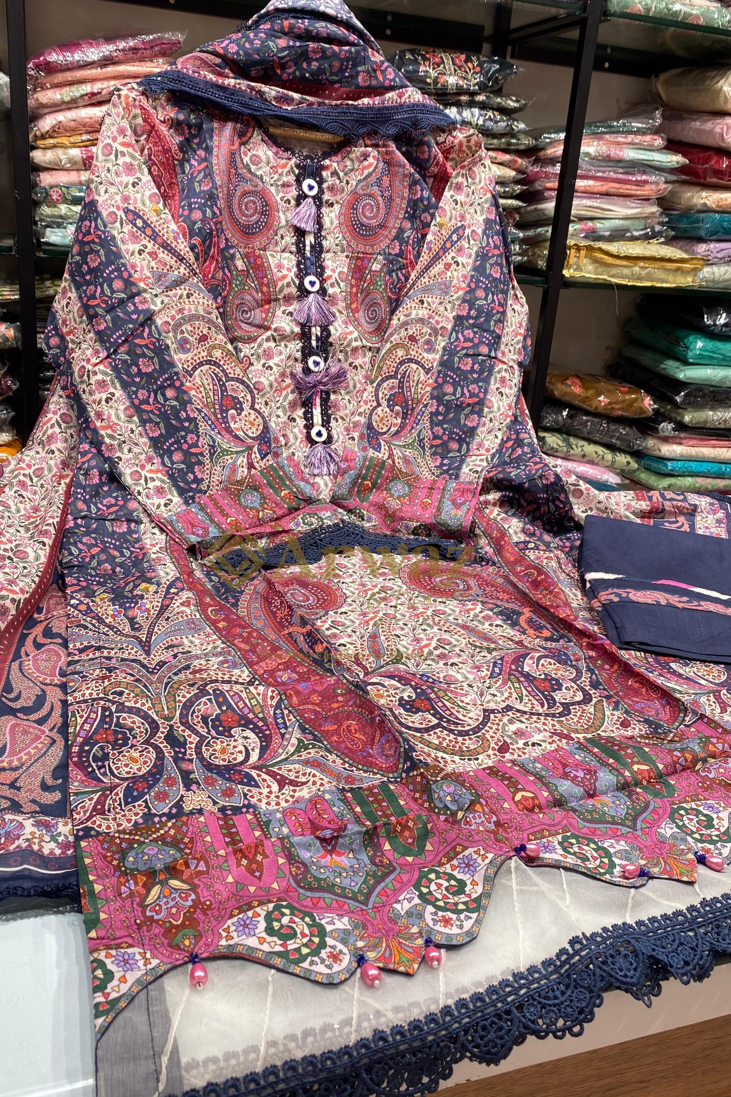 GUL ADHAR PREMIUM LAWN KHAANI 01