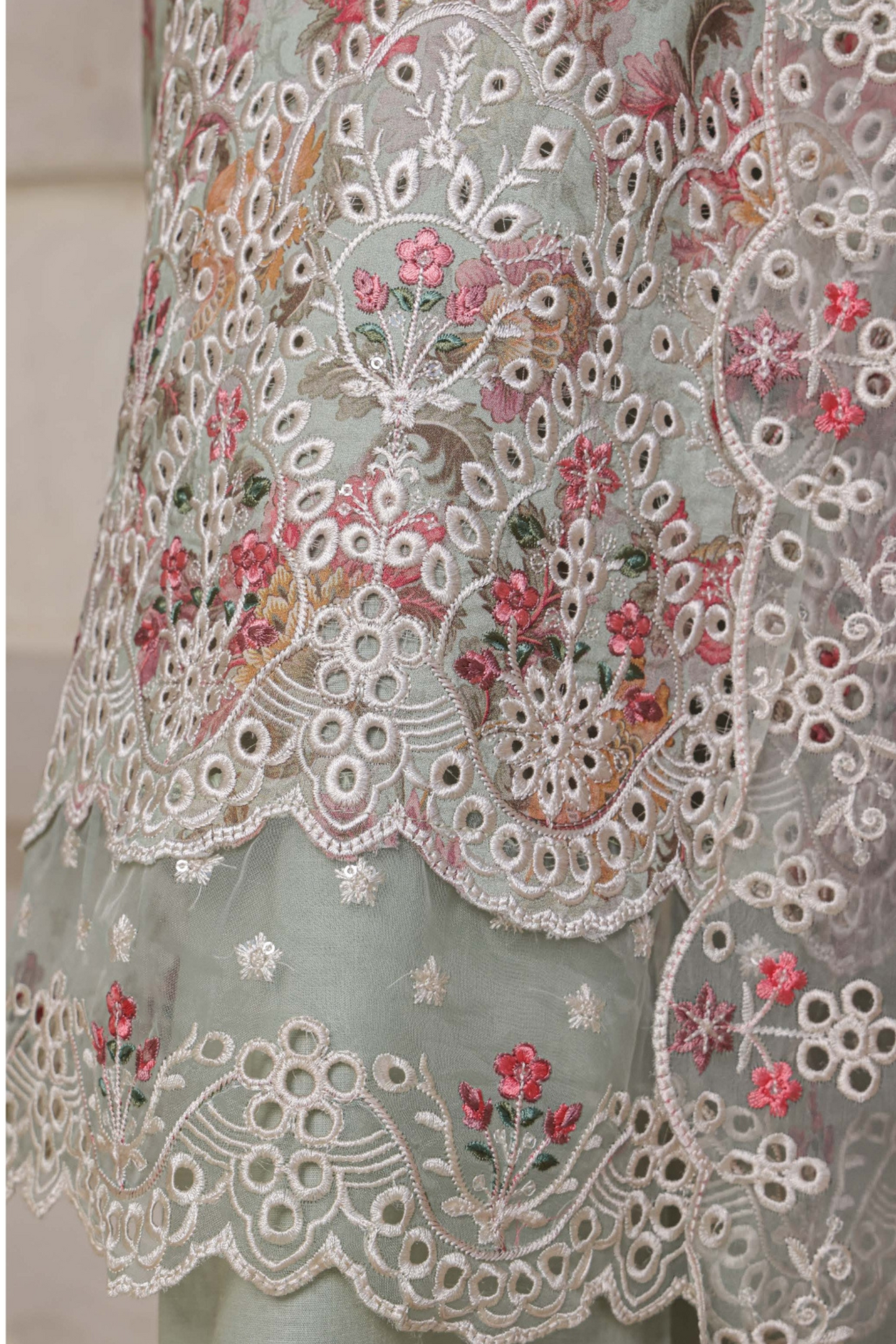Amyrah Embroidered Festive Collection DA-2