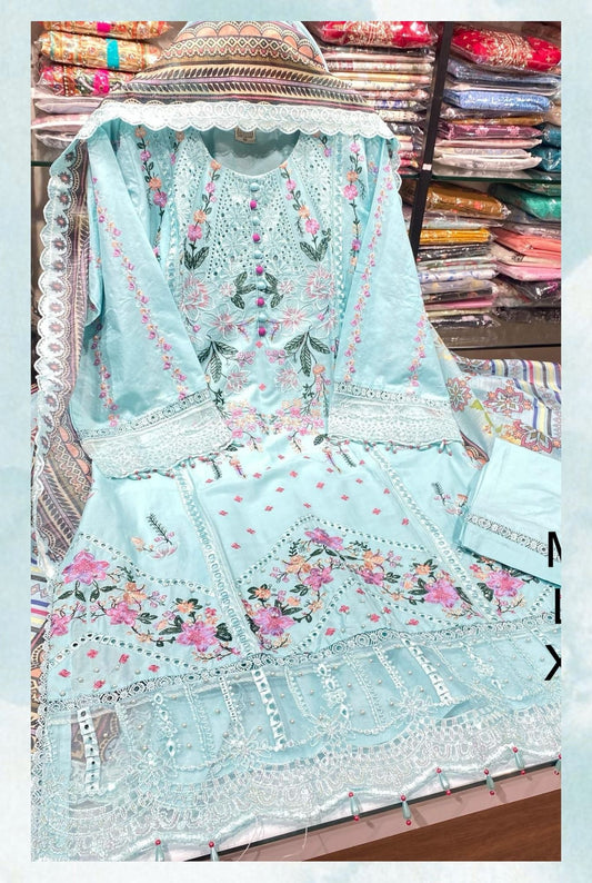 Munira Designer Embroidered Cotton Chikankari Suit 2025 (6)