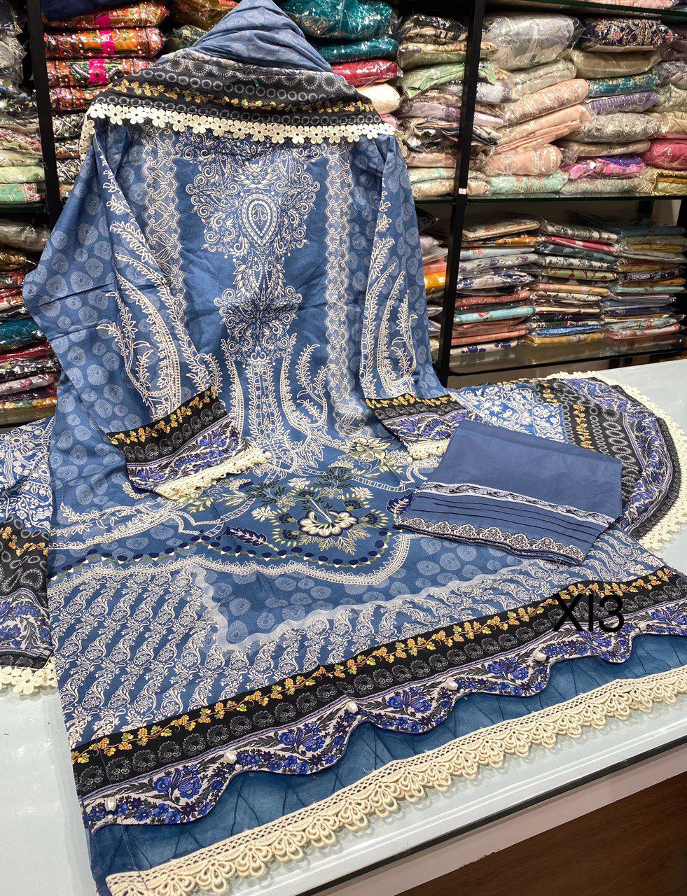 GUL ADHAR RANG-E-HAYA LAWN '25  GRL3