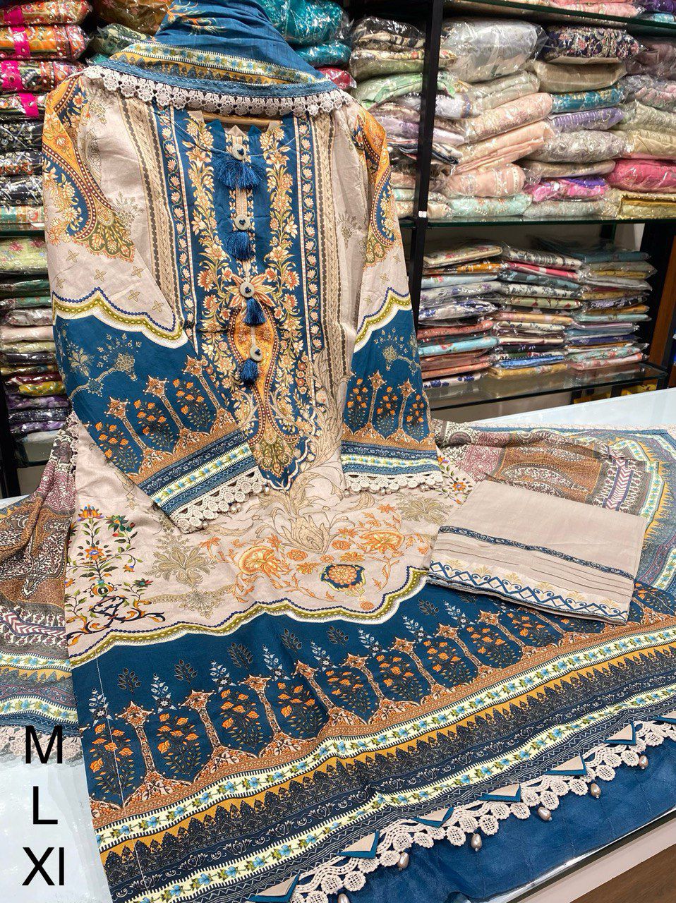 GUL ADHAR RANG-E-HAYA LAWN '25  GRL6
