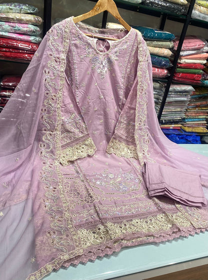 Sadabahar Luxury Embroidered Festive Collection 2026 (4)